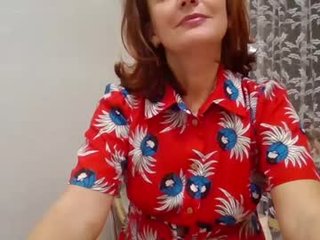 Webcam Belle - jessikkaasexy09 french cam milf with nice titties loves fucking her boyfriend