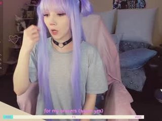 Webcam Belle - yourcutewaifu cam babe with small tits wants dirty live sex