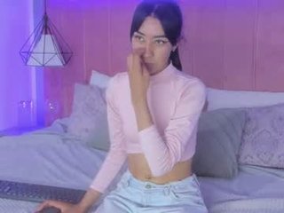 Webcam Belle - sofia_maze spanish cam babe wants her asshole humped on camera