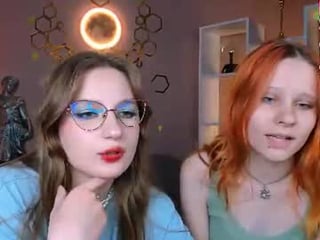 Webcam Belle - calista_bliss depraved blonde cam girl presents her pussy drilled