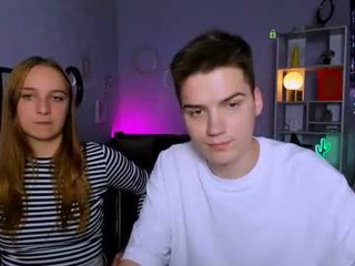 Webcam Belle - keylas_moan cam girl showing big tits and big ass