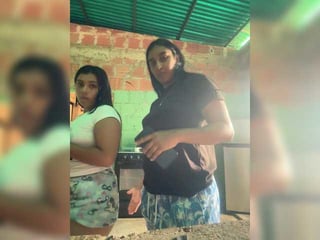 Webcam Belle - aleja21 cam couple loves this huge dildo