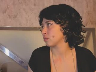 Webcam Belle - benny_and_mark big tits cam babe gets an amazing pussy massage