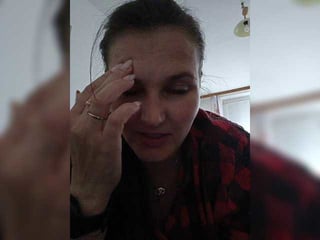 Webcam Belle - hadin232425 brunette cam girl with shaved pussy doesn't spare her booty