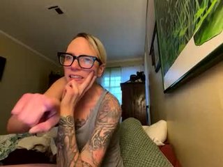 Webcam Belle - juneafterhours webcam milf fetish live sex online