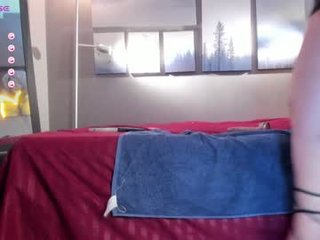 Webcam Belle - hurren_matt1 BBW cam madam loves erotically feminize her partner