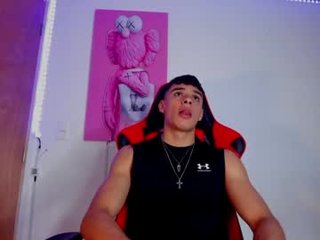 Webcam Belle - joseph__boy cumshow with bitchy cam girl in chatroom