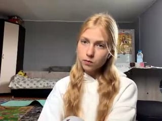 Webcam Belle - colenedidomenico domina cam girl loves dirty live sex in the chatroom