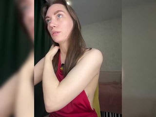 Webcam Belle - pussyhome24-7 brunette cam babe gets her pussy penetrated and masturbated