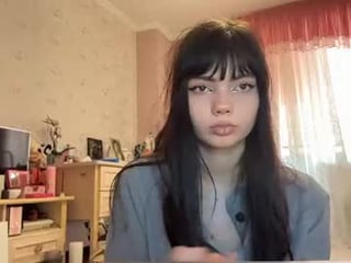 Webcam Belle - bobbiefreas nude cam bitch enjoys hard live sex on camera