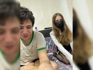 Webcam Belle - emmalove13 european couple having hot and sensuous live sex