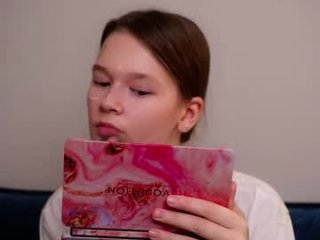 Webcam Belle - ruthafilpus big tits nude cam babe enjoys hard fucking