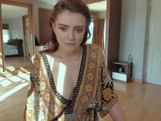 Webcam Belle - lesya_krutalevich cam babe wants her pussy fucked hard on camera