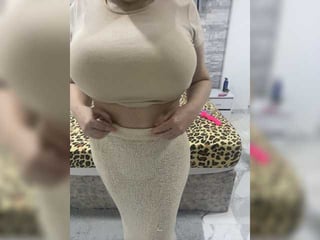 Webcam Belle - audrey2000 nude cam girl rubs her shaved pussy to taste her own love juices on camera
