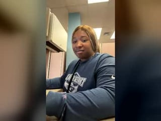 Webcam Belle - cocobutterprettybrown cam girl showing big tits and big ass