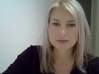 Webcam Belle - sarahphelps blonde milf cam whore is really good in sucking and fucking