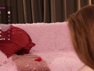 Webcam Belle - _ilso_ this ginger teen loves spending time in the adult chatroom