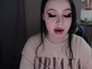 Webcam Belle - moranagoddess domina cam girl loves dirty live sex in the chatroom