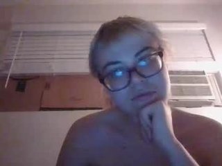 Webcam Belle - sissyboo99 horny couple adores fucking online