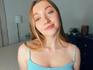 Webcam Belle - laviniahoutz teen cam babe wants to be fucked online as hard as possible