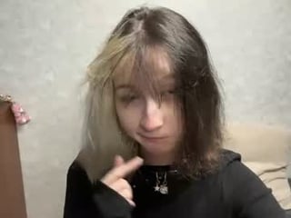 Webcam Belle - baby_killiebell nude cam bitch enjoys hard live sex on camera