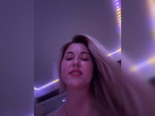 Webcam Belle - katemid blonde cam girl gets sticky sperm onto her beautiful face