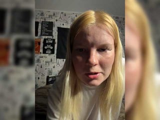 Webcam Belle - nikadele cam girl loves her sweet pussy penetrated hard