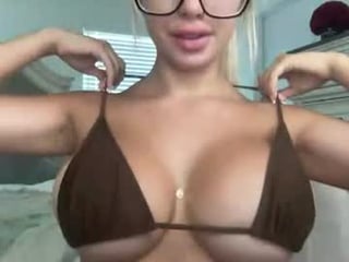 Webcam Belle - gabbyricca big tits teen cam babe gets her first taste and feel of hard cock