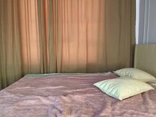 Webcam Belle - lihnpham nude cam bitch enjoys hard live sex on camera