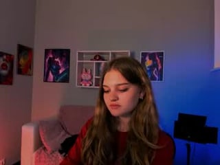 Webcam Belle - bibi_tease nude cam bitch enjoys hard live sex on camera