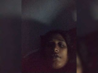 Webcam Belle - baby-p indian cam babe wants to fuck now