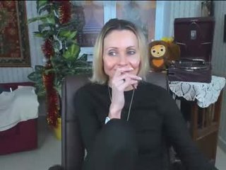 Webcam Belle - lilithlevite cam slut loves fucking her boyfriend online