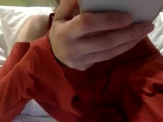 Webcam Belle - trippybb222 cam girl likes using hot adult toys live on XXX cam