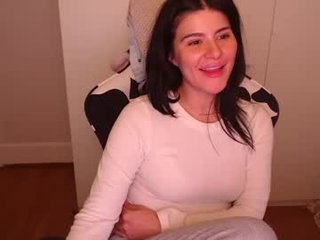 Webcam Belle - cassiealvarez cam girl gets her ass hard fucked by her partner