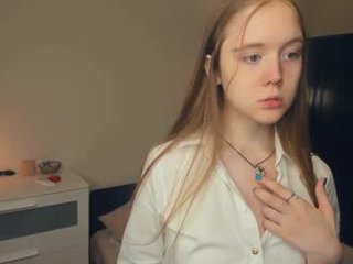 Webcam Belle - break_the_wall teen cam babe wants to be fucked online as hard as possible