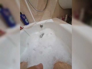 Webcam Belle - pornoowoow cam girl loves her sweet pussy penetrated hard