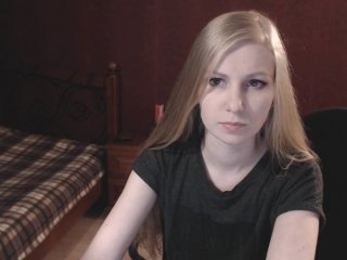 Webcam Belle - alisasecret small tits cam girl loves rubs her shaved piss-hole on camera