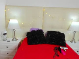 Webcam Belle - sweety_black fat spanish cam babe enjoys dirty live sex with her sex tutor