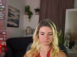 Webcam Belle - jetpearl kinky cam slut goes for deeper pussy insertions online