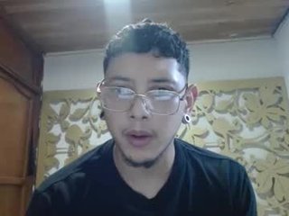 Webcam Belle - lilithinside cam babe masturbates and gets great cum show online