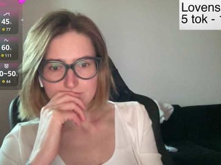 Webcam Belle - sexy-sweets brunette cam babe loves getting her cunt banged online