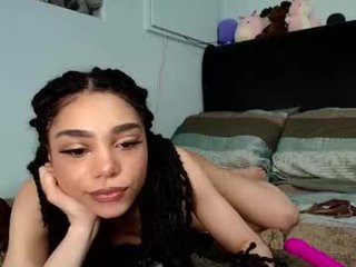 Webcam Belle - kittymarie28 cam girl is helplessly bound and face fucked