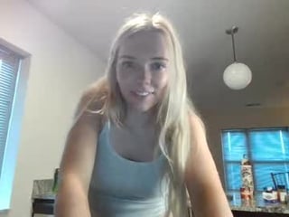 Webcam Belle - josiexmae teen cam babe wants to be fucked online as hard as possible