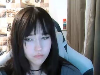 Webcam Belle - softieva cam girl showing big tits and big ass