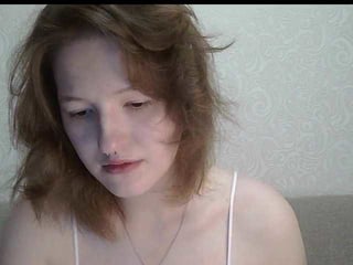 Webcam Belle - -evmenida russian cam girl fingers her hot shaved pussy online