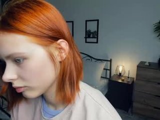 Webcam Belle - kiss_at_dawn redhead cam babe enjoys sensual massage on XXX cam