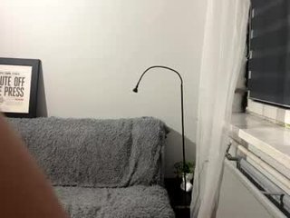 Webcam Belle - lacecurl teen cam babe wants to be fucked online as hard as possible