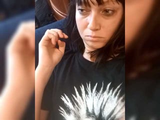 Webcam Belle - vol4ica68 russian cam girl fingers her hot shaved pussy online
