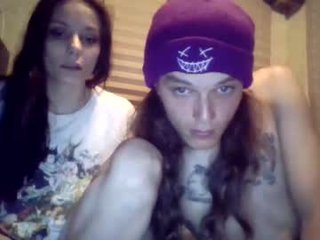 Webcam Belle - zaddymain horny couple adores fucking online