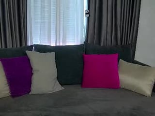 Webcam Belle - kitty_asstronaut cam girl showing big tits and big ass